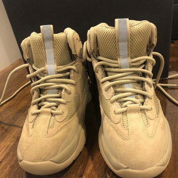 Never worn- Yeezy- taupe thick suede desert boot - Picture 3 of 7